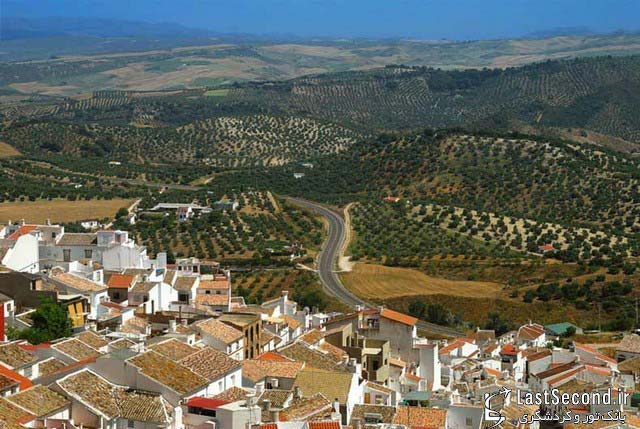 دهکده زیبای سفید اولورا، اسپانیا 